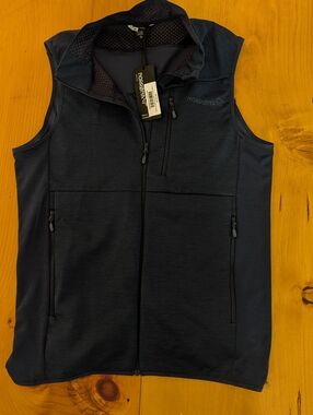 Norrona Men's Navy Softshell Vest, Medium, NWT